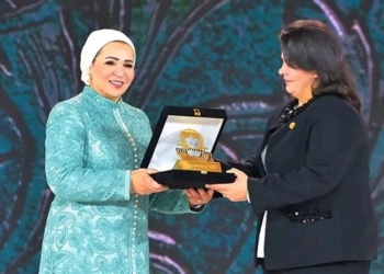 إيريني صليب سيدة العدالة التي كرمتها السيدة انتصار السيسي في احتفالية أيقونة النجاح 2026 12 انتصار السيسي تكرم المستشارة إيريني صليب