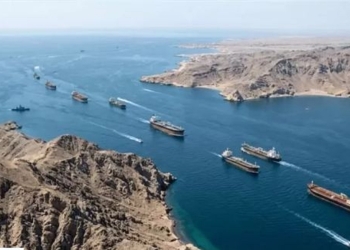 عربون السلام طهران تفتح بوابات هرمز رسمياً غداة إعلان ترامب الهدنة التاريخية 13 مضيق هرمز