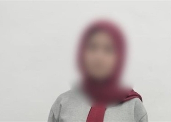 تفاصيل القبض على طالبة صورت فيديو بأغنية شعبية بجوار معلم ديني بالشرقية لجذب المزيد من المشاهدات 9 القبض على طالبة