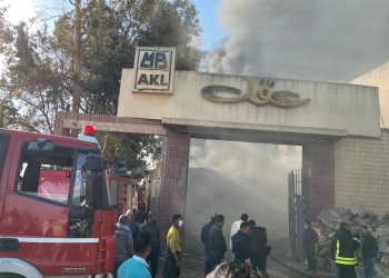 تفاصيل اندلاع النيران في مصنع طلخا وإصابة 12 شخص ومحاولات السيطرة مستمرة بالتعاون مع الأجهزة 9 اندلاع النيران في مصنع طلخا