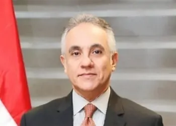 لأول مرة في تاريخ مصر وزير العدل يكشف كواليس قانون الأسرة المسيحية الجديد عدالة ناجزة بتوقيع رئاسي 9 وزير العدل