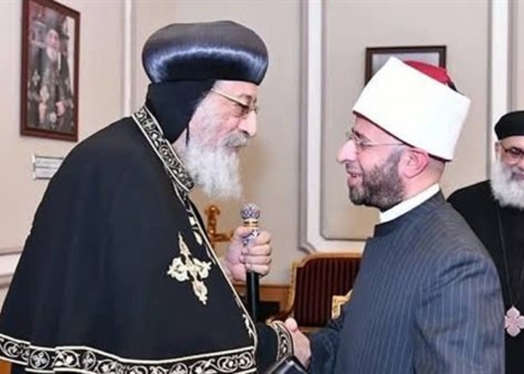 رسالة مودة من وزارة الأوقاف للكاتدرائية أسامة الأزهري يهنئ البابا تواضروس بعيد القيامة المجيد 1 وزير الأوقاف والبابا تواضروس