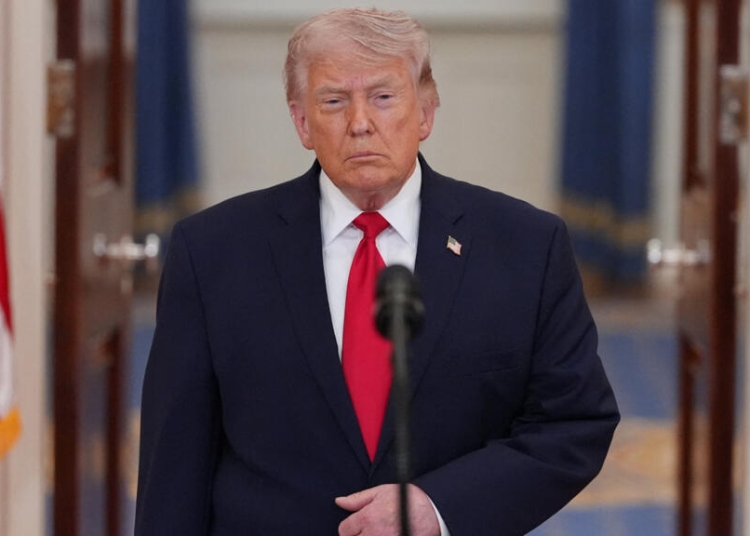 ترامب يكشف عن الجهاز السري الذي نفذه الطياران الأميركيان داخل طهران من الموت 1 ترامب يكشف عن الجهاز السري