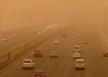 عاصفة ترابية