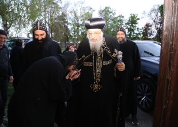 بالصور البابا تواضروس الثاني يلتقي مجمع رهبان دير القديس الأنبا أنطونيوس بالنمسا 12 لقاء البابا تواضروس الثاني