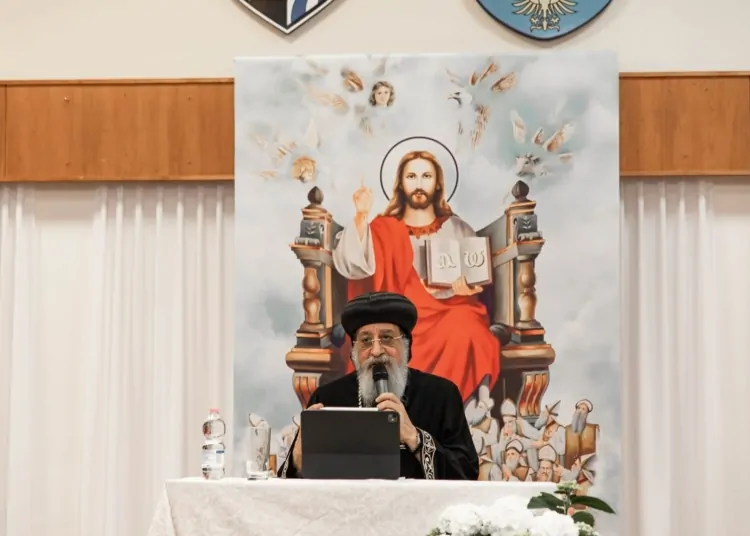 لمدة 3 أيام بالصور البابا تواضروس الثاني يقتتح لقاء الشباب نور وملح بالنمسا 1 البابا تواضروس الثاني