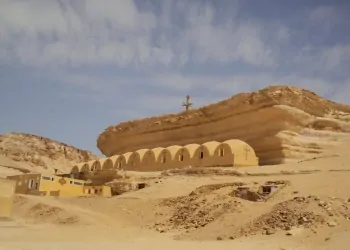 بالأسماء بيان دير الأنبا مكاريوس السكندري بوادي الريان يحذر من 11 شخص ينتحلون صفة رهبانية والأنبا ديسقورس يؤكد أننا غير مسؤولين عن تصرفاتهم 9 دير الأنبا مكاريوس السكندري بوادي الريان
