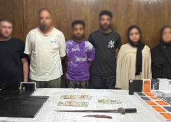 ملابسات واقعة تهريب صاحب مصنع ألبان هواتف محمولة داخل صفائح الجبنة بالقطامية