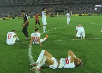 صدمة في نادي الزمالك وتوجيه اللوم رد فعل نجوم القلعة البيضاء بعد خسارة من اتحاد العاصمة فى نهائى الكونفدرالية 8 خسارة الزمالك من اتحاد العاصمة فى نهائى الكونفدرالية