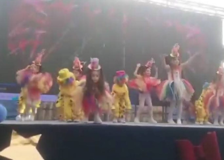 تفاصيل انهيار مسرح مدرسة خاصة في المنصورية خلال حفل أطفال KG2 1 انهيار مسرح مدرسة خاصة في المنصورية