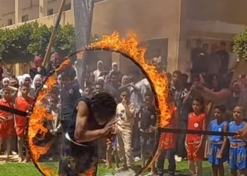 بعد فيديو حلقة النار التعليم بقنا يعلن التحقيق ومحاسبة المسؤولين 14 فيديو حلقة النار