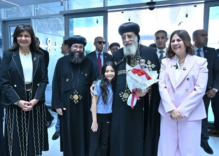 لافتة إنسانية ملهمة البابا تواضروس الثاني يروي بزيارته لـ بهية حكاية أمل لكل امرأة محاربة 1 البابا تواضروس يزور مستشفى بهية
