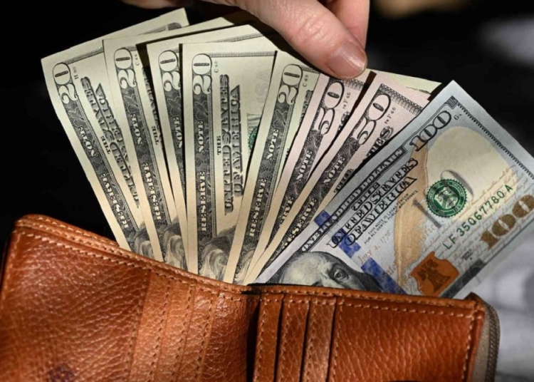 تراجع سعر الدولار اليوم 1بونيو 2026 بعد إجازة عيد الأضحي 1 سعر الدولار اليوم