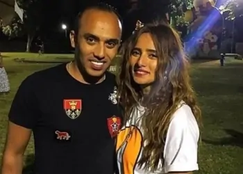 بكلمات مؤثرة الفنانة زينة تترحم على شقيقها الراحل وتكشف تفاصيل ساعاته الأخيرة 8 وفاة شقيق زينة