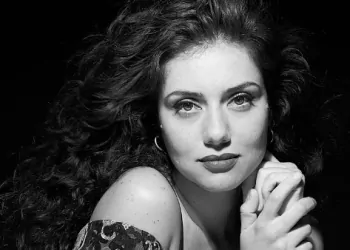 اتهام الفنانة جيهان الشماشرجي بالسرقة