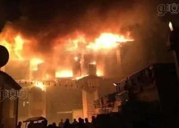 حريق مول تجاري